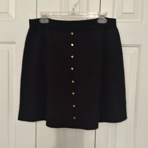 Lili Sidonio, black skirt, two front patch pockets, M, love it!